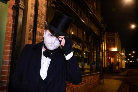 Groups Invited To Ghostly Gaslight Halloween Night This October %7C Group Travel News